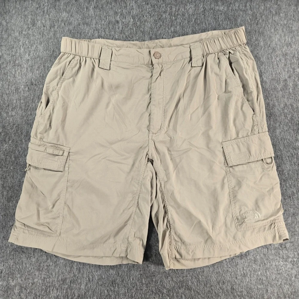 The North Face Shorts Mens XL Khaki Nylon Cargo Hiking Outdoor 2008 Ripstop